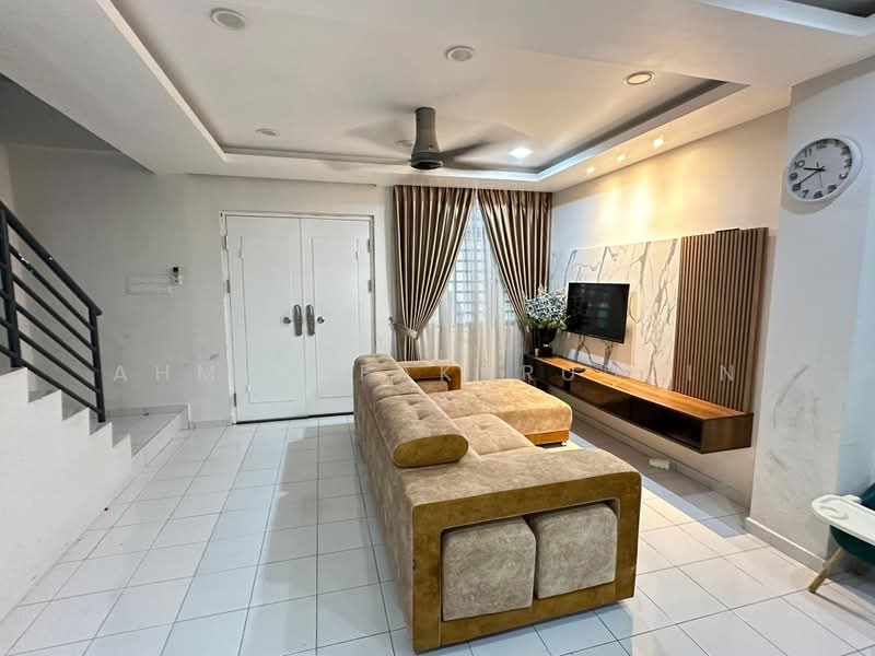 Rumah Teres 2-Tingkat untuk Dijual di Taman Nusa Sentral (Iskandar Puteri (Nusajaya)) - Ahmad Fakhruddin - Living Room - PropertyGuru.com.my