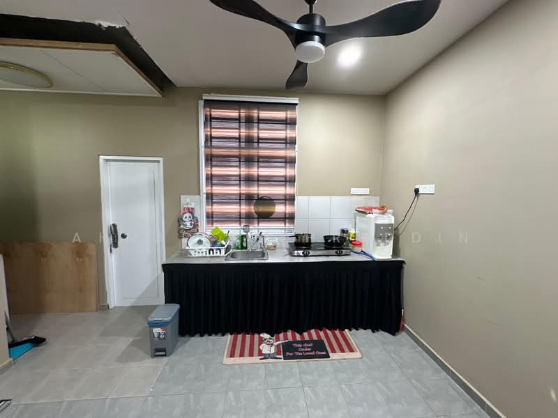 Rumah Teres 2-Tingkat untuk Dijual di Taman Nusa Sentral (Iskandar Puteri (Nusajaya)) - Ahmad Fakhruddin - Kitchen - PropertyGuru.com.my