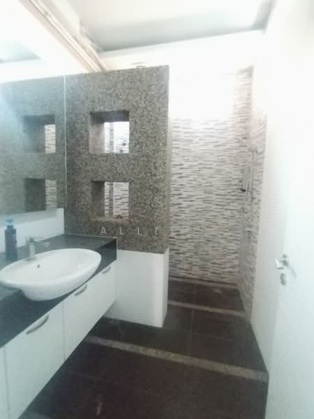 Bungalow House untuk Dijual di Seksyen U1 (Glenmarie) - Allie . - PropertyGuru.com.my