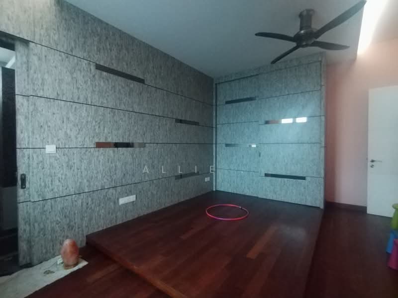 Bungalow House untuk Dijual di Seksyen U1 (Glenmarie) - Allie . - PropertyGuru.com.my