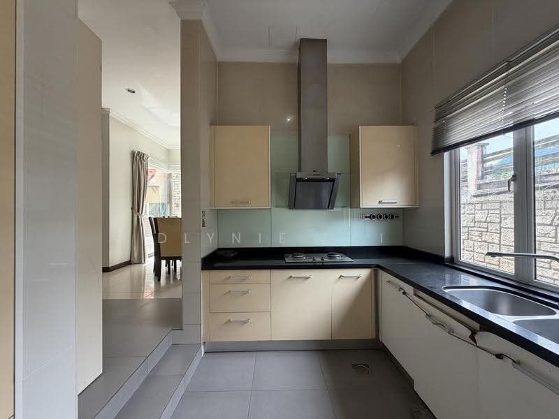 Semi-Detached House for Sale in Beverly Heights (Ampang) - Dlynie Ooi - Kitchen - PropertyGuru.com.my