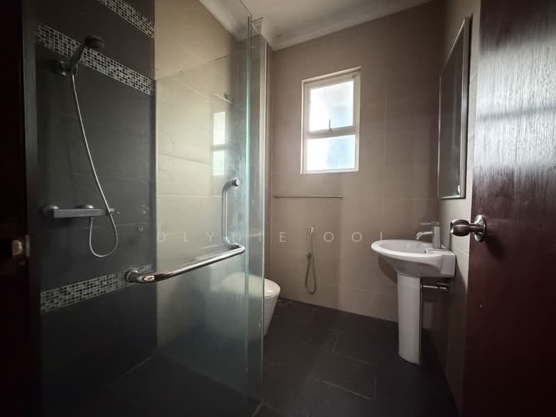 Semi-Detached House for Sale in Beverly Heights (Ampang) - Dlynie Ooi - Bathroom - PropertyGuru.com.my