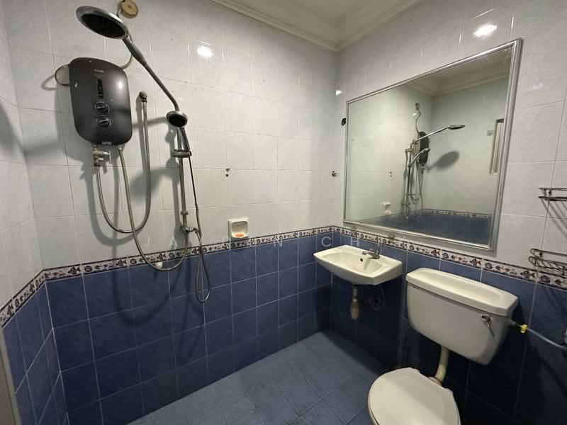 Terraced House for Sale in Ampang Jaya (Ampang) - Jayden Chik - Bathroom - PropertyGuru.com.my