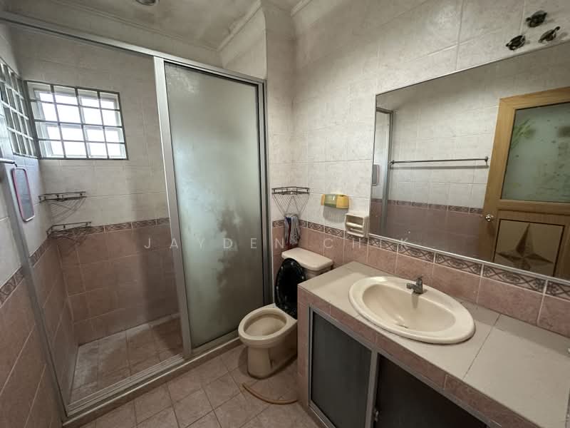 Terraced House for Sale in Ampang Jaya (Ampang) - Jayden Chik - Bathroom - PropertyGuru.com.my