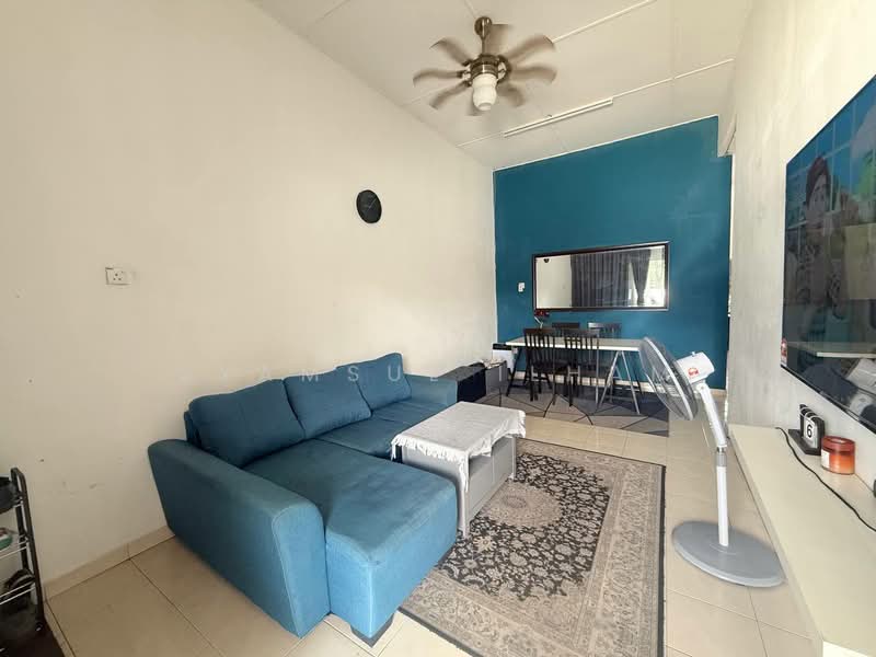 Rumah Teres 1-Tingkat untuk Dijual di Klang (Selangor) - Syamsul Ilham - Living Room - PropertyGuru.com.my