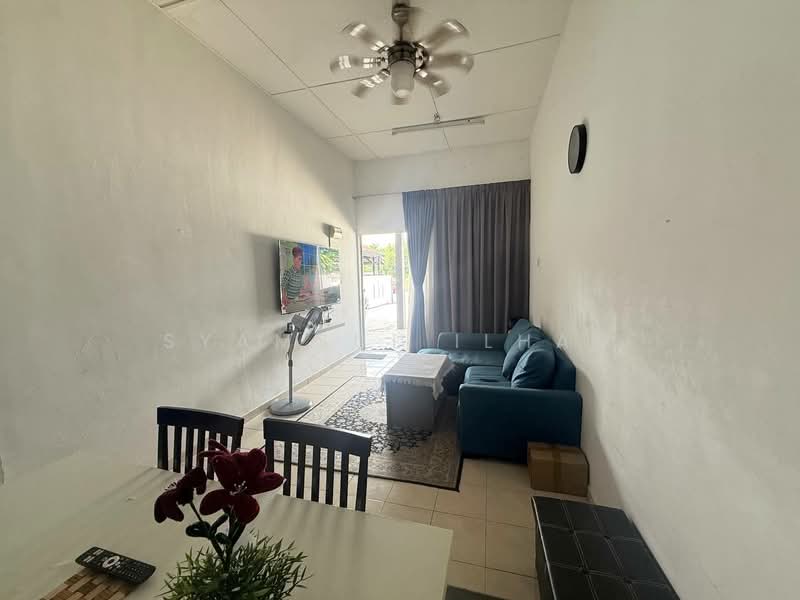 Rumah Teres 1-Tingkat untuk Dijual di Klang (Selangor) - Syamsul Ilham - Living Room - PropertyGuru.com.my
