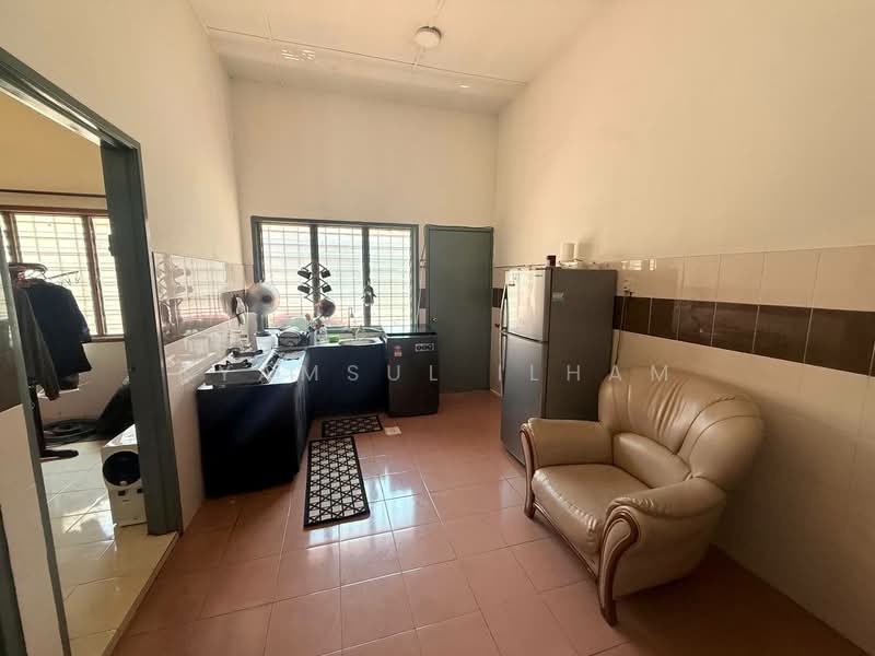Rumah Teres 1-Tingkat untuk Dijual di Klang (Selangor) - Syamsul Ilham - Kitchen - PropertyGuru.com.my