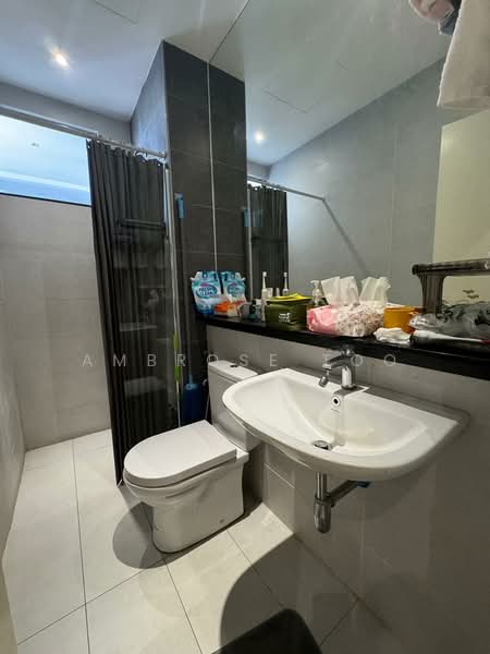 Kediaman Servis untuk Dijual di Lavile Kuala Lumpur - Ambrose Too - Bathroom - PropertyGuru.com.my