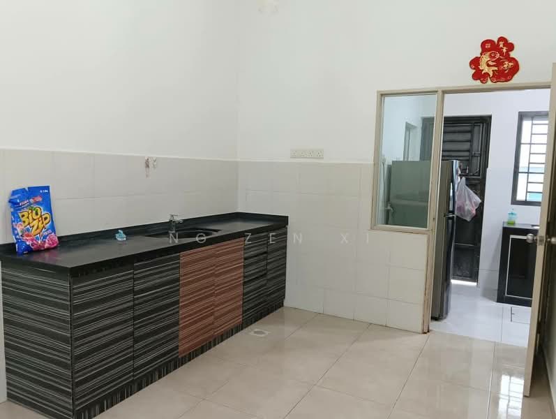 2-storey Terraced House for Sale in Taman Nusa Sentral (Iskandar Puteri (Nusajaya)) - NG ZEN XI - Kitchen - PropertyGuru.com.my