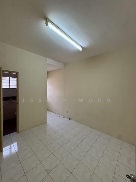 2-storey Terraced House for Sale in Bandar Baru Tambun (Tambun) - Joseph Wong - Interior - PropertyGuru.com.my
