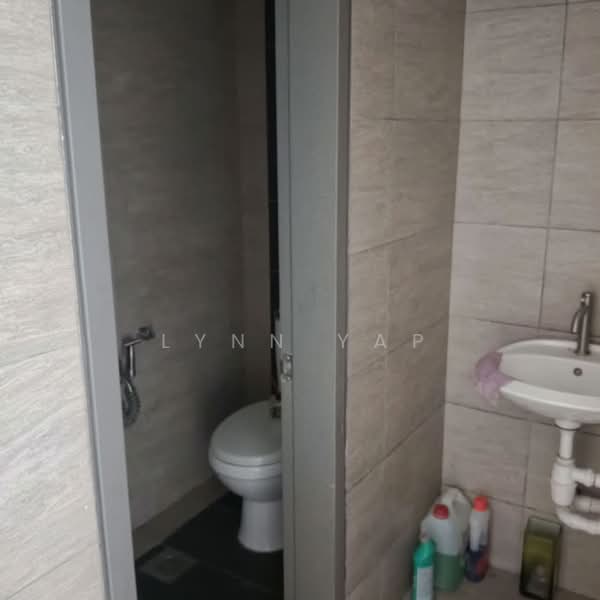 Retail Office for Rent in Seksyen U13 (Setia Alam) - Lynn Yap - Bathroom - PropertyGuru.com.my