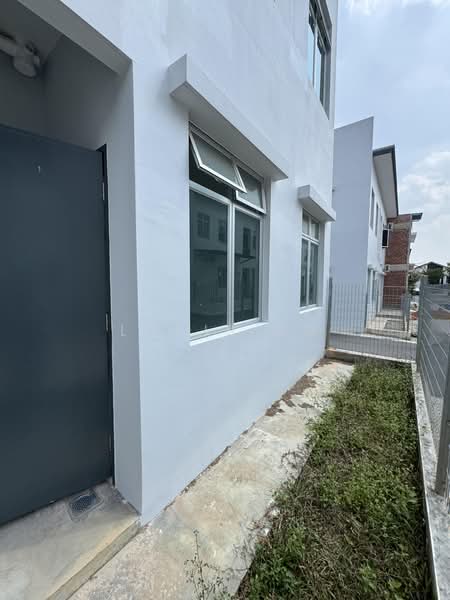 Rumah Teres untuk Dijual di Bandar Dato Onn (Tebrau) - Louis Ng - PropertyGuru.com.my