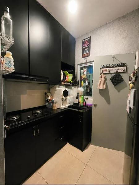Service Residence for Sale at Residensi MH Platinum 2 - Amirul Shafiq - Kitchen - PropertyGuru.com.my