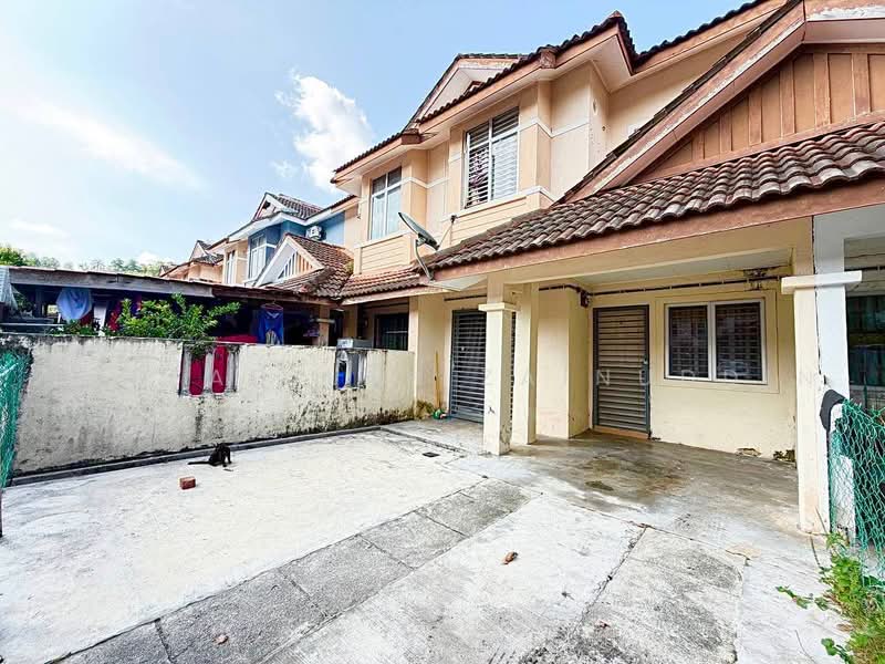 2-storey Terraced House for Sale in Puncak Alam (Selangor) - NORFADILAH ZAINUDDIN - Exterior - PropertyGuru.com.my