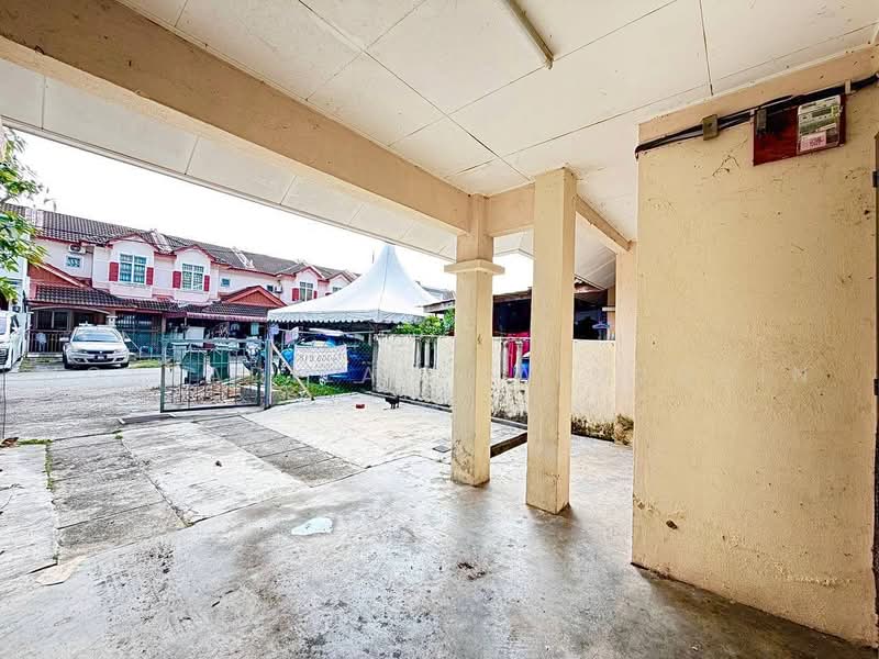 2-storey Terraced House for Sale in Puncak Alam (Selangor) - NORFADILAH ZAINUDDIN - Exterior - PropertyGuru.com.my