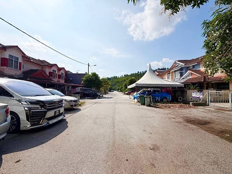 2-storey Terraced House for Sale in Puncak Alam (Selangor) - NORFADILAH ZAINUDDIN - Exterior - PropertyGuru.com.my