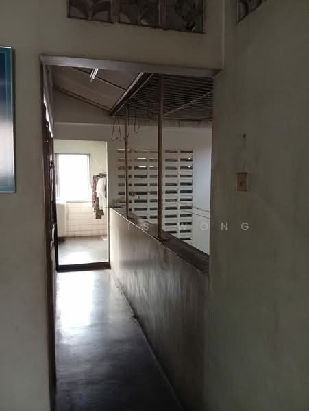 Rumah Teres 2-Tingkat untuk Dijual di Taman Paramount (Petaling Jaya) - Travis Wong - Corridor - PropertyGuru.com.my