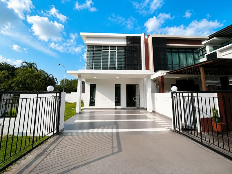 Cluster House for Sale in Taman Mutiara Mas (Skudai) - Dasmond Chiok - PropertyGuru.com.my