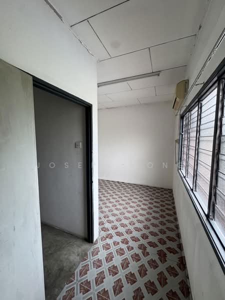 2-storey Terraced House for Sale in Taman Sepakat (Menglembu) - Joseph Wong - Interior - PropertyGuru.com.my