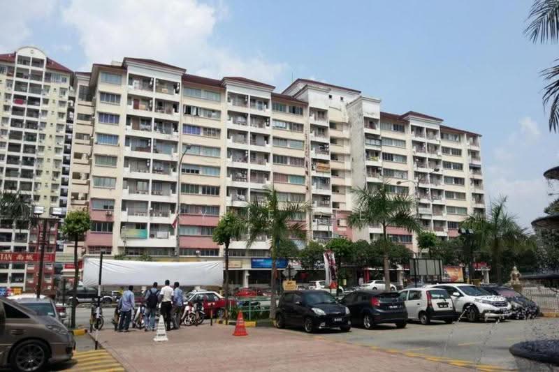 Kediaman Servis untuk Dijual di South City (Perdana Selatan) Block A & B - Kylie Lee - Exterior - PropertyGuru.com.my