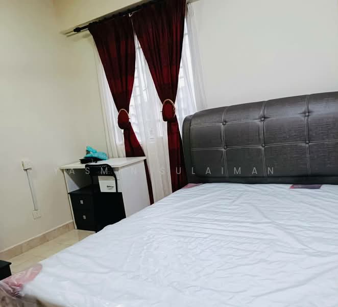 Condominium for Sale at Villa Pawana - Yasmin Sulaiman - Bedroom - PropertyGuru.com.my