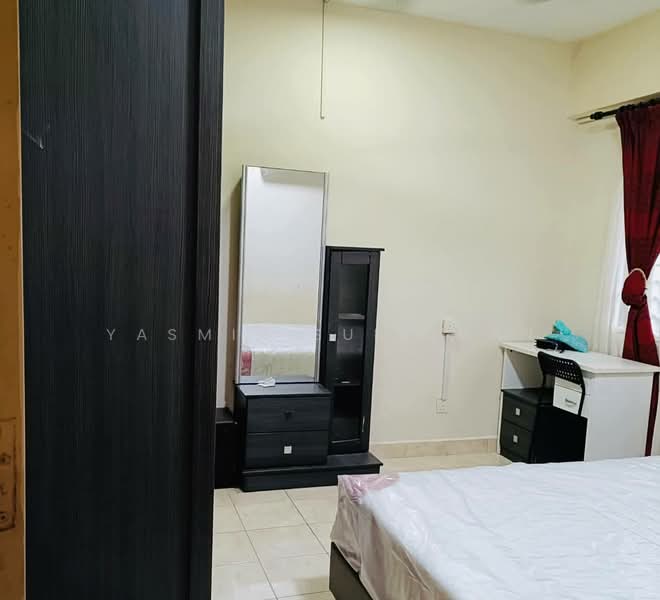 Condominium for Sale at Villa Pawana - Yasmin Sulaiman - Bedroom - PropertyGuru.com.my