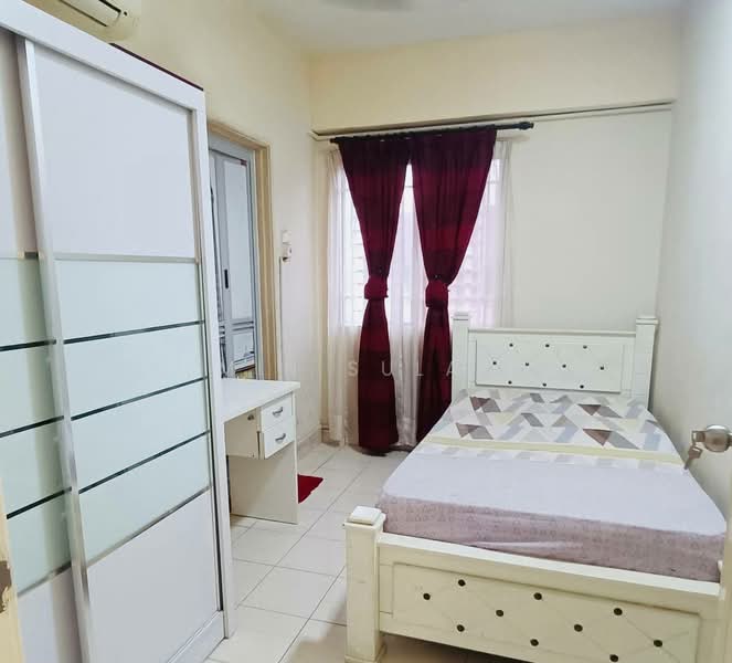 Condominium for Sale at Villa Pawana - Yasmin Sulaiman - Bedroom - PropertyGuru.com.my