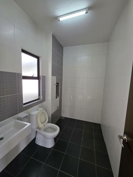 Semi-Detached House for Sale in Taman Nusa Idaman (Iskandar Puteri (Nusajaya)) - Max Loh - Bathroom - PropertyGuru.com.my
