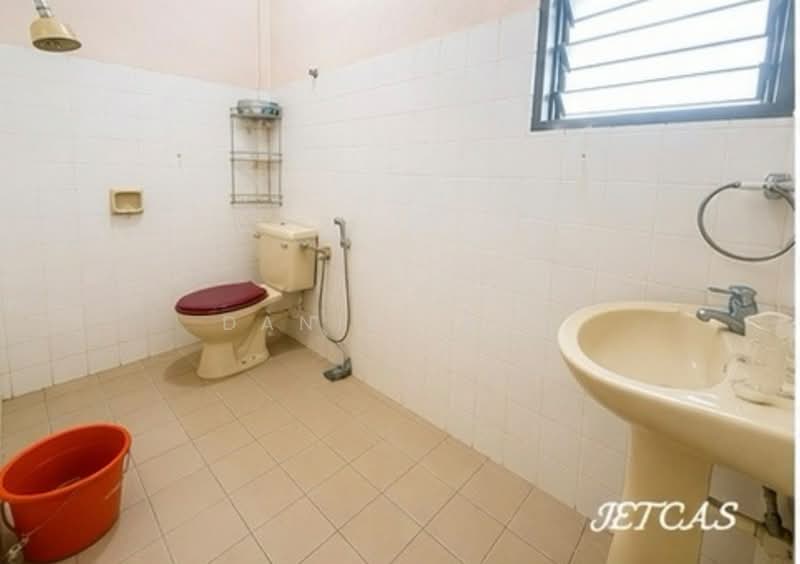 2-storey Terraced House for Sale in Teluk Pulai (Klang) - Daniel Kok - Bathroom - PropertyGuru.com.my