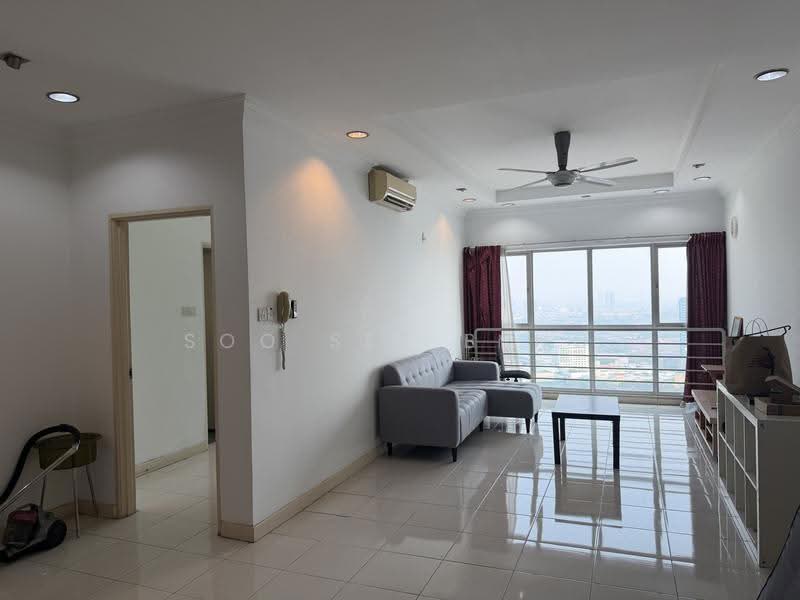 Kediaman Servis untuk Disewa di Metropolitan Square - Soo See Beng - Living Room - PropertyGuru.com.my