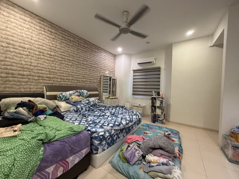 2-storey Terraced House for Sale in Taman Saujana Seksyen 1 (Bukit Katil) - Yvonne Chia - Bedroom - PropertyGuru.com.my