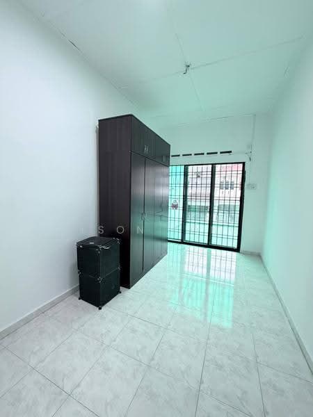 2-storey Terraced House for Sale in Taman Bukit Tiram (Ulu Tiram) - Elson Yong - Interior - PropertyGuru.com.my