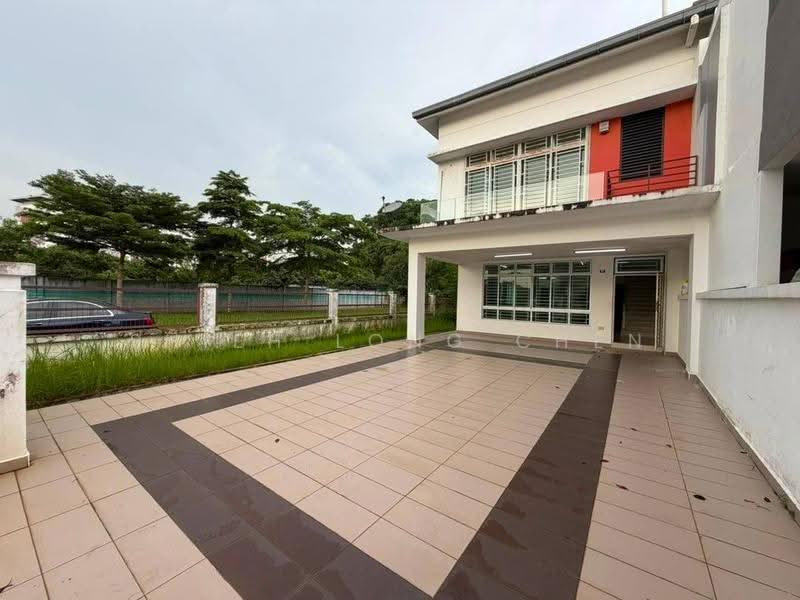 2-storey Terraced House for Sale in Bandar Uda Utama (Johor Bahru) - Shieh Long Chen - Exterior - PropertyGuru.com.my