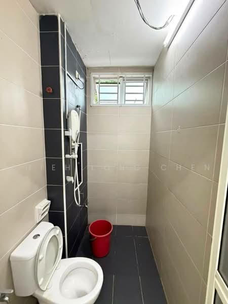2-storey Terraced House for Sale in Bandar Uda Utama (Johor Bahru) - Shieh Long Chen - Bathroom - PropertyGuru.com.my