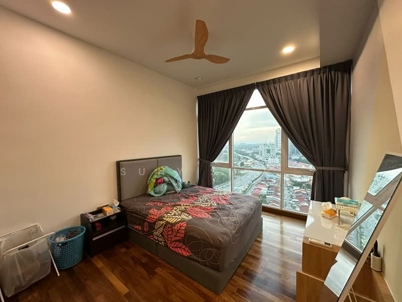 Kediaman Servis untuk Disewa di Paragon Suites @ CIQ - Suny Sior - Bedroom - PropertyGuru.com.my