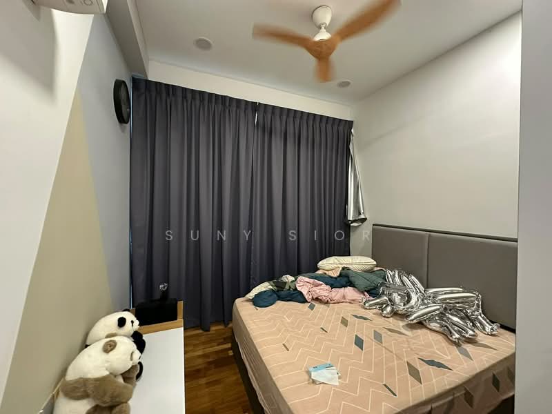 Kediaman Servis untuk Disewa di Paragon Suites @ CIQ - Suny Sior - Bedroom - PropertyGuru.com.my