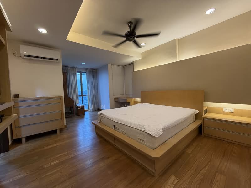 Pangsapuri untuk Dijual di Molek Pine 2 - Jun Wang - Bedroom - PropertyGuru.com.my