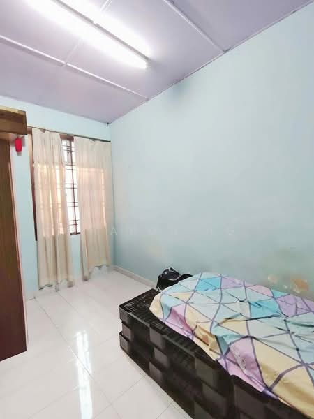 2-storey Terraced House for Sale in Taman Nusa Bestari (Iskandar Puteri (Nusajaya)) - Sharon Ng - Bedroom - PropertyGuru.com.my