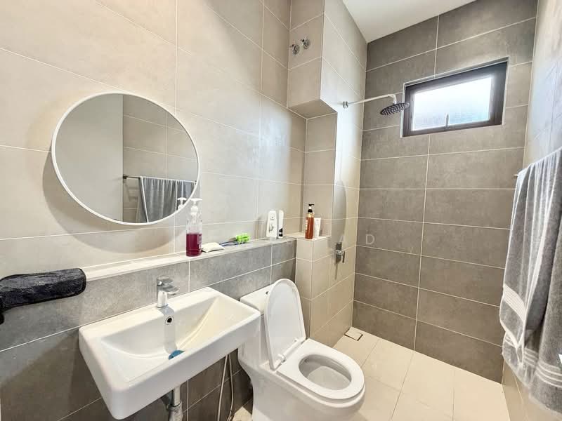 Bungalow House untuk Dijual di Kajang (Selangor) - Alif Saad - Bathroom - PropertyGuru.com.my