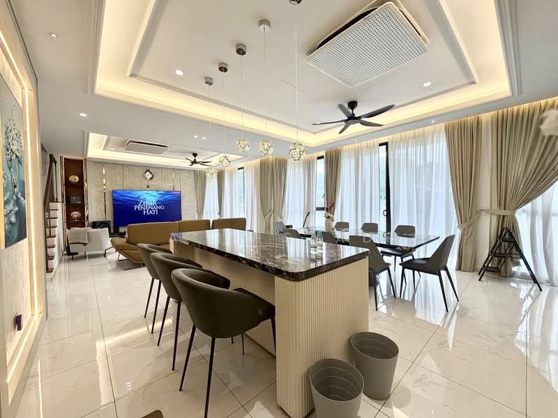 Bungalow House untuk Dijual di Kajang (Selangor) - Alif Saad - Living Room - PropertyGuru.com.my