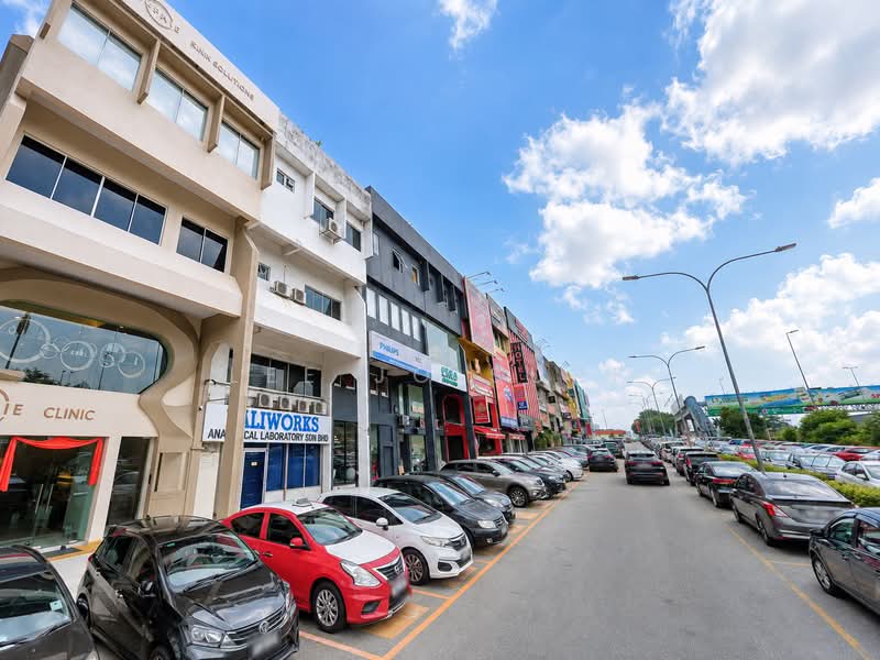Shop for Rent in SS 21, Damansara Utama (Petaling Jaya) - Lee Jo Surf - Exterior - PropertyGuru.com.my