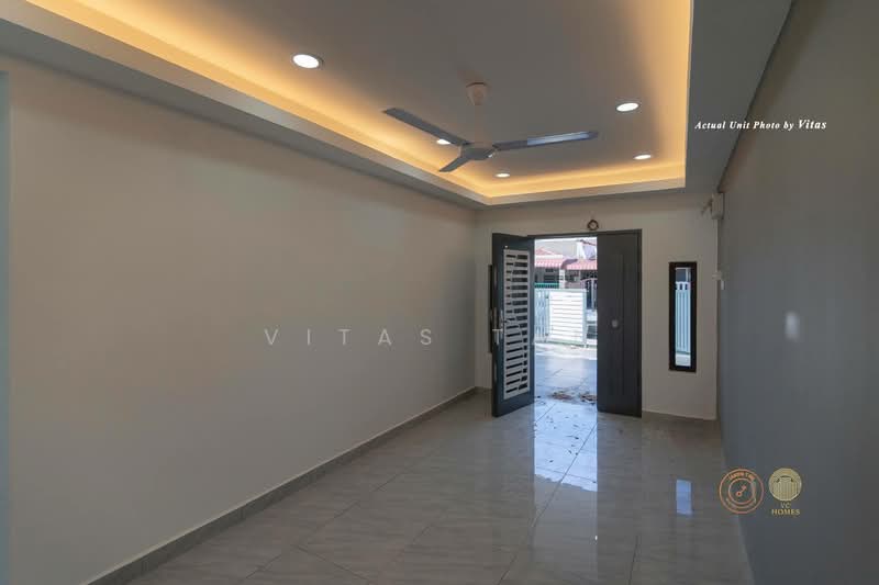 Rumah Teres 1-Tingkat untuk Dijual di Taman Sentosa (Klang) - Vitas Tan - Living Room - PropertyGuru.com.my