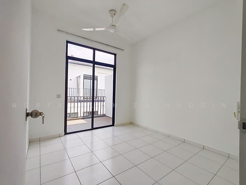 2-storey Terraced House for Sale in Eco Grandeur (Puncak Alam) - NORFADILAH ZAINUDDIN - Balcony - PropertyGuru.com.my