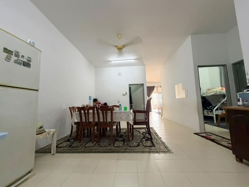 Rumah Berkembar untuk Dijual di Sungai Petani (Kedah) - Azura Ghani - Dining Room - PropertyGuru.com.my