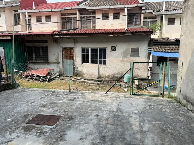 Rumah Teres 2-Tingkat untuk Dijual di Rawang (Selangor) - Dexter Chiew - Exterior - PropertyGuru.com.my