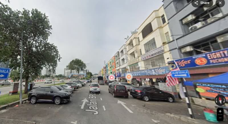 Shop for Rent in Puchong (Selangor) - Chew Sean Kiat - Exterior - PropertyGuru.com.my