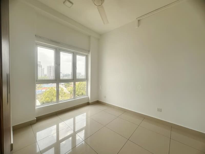 Service Residence for Sale at Seasons Amara Larkin - Liza Leong - Bedroom - PropertyGuru.com.my
