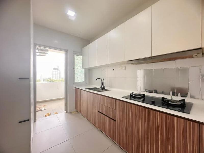 Service Residence for Sale at Seasons Amara Larkin - Liza Leong - Kitchen - PropertyGuru.com.my