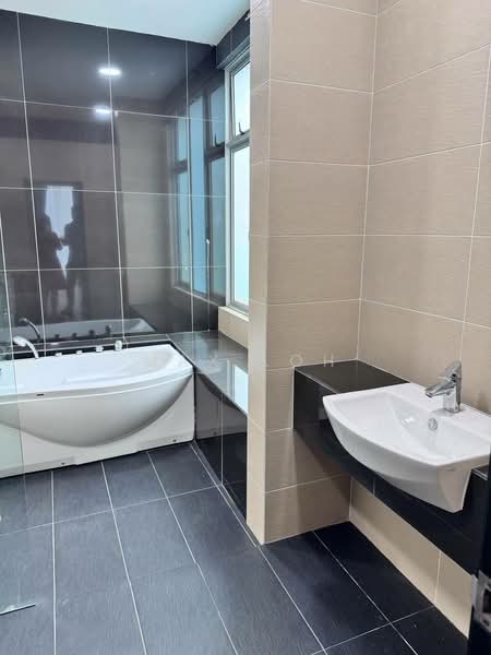 Rumah Berkembar untuk Dijual di Nusa Duta (Iskandar Puteri (Nusajaya)) - Max Loh - Bathroom - PropertyGuru.com.my