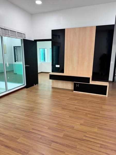 Rumah Berkembar untuk Dijual di Nusa Duta (Iskandar Puteri (Nusajaya)) - Max Loh - Living Room - PropertyGuru.com.my